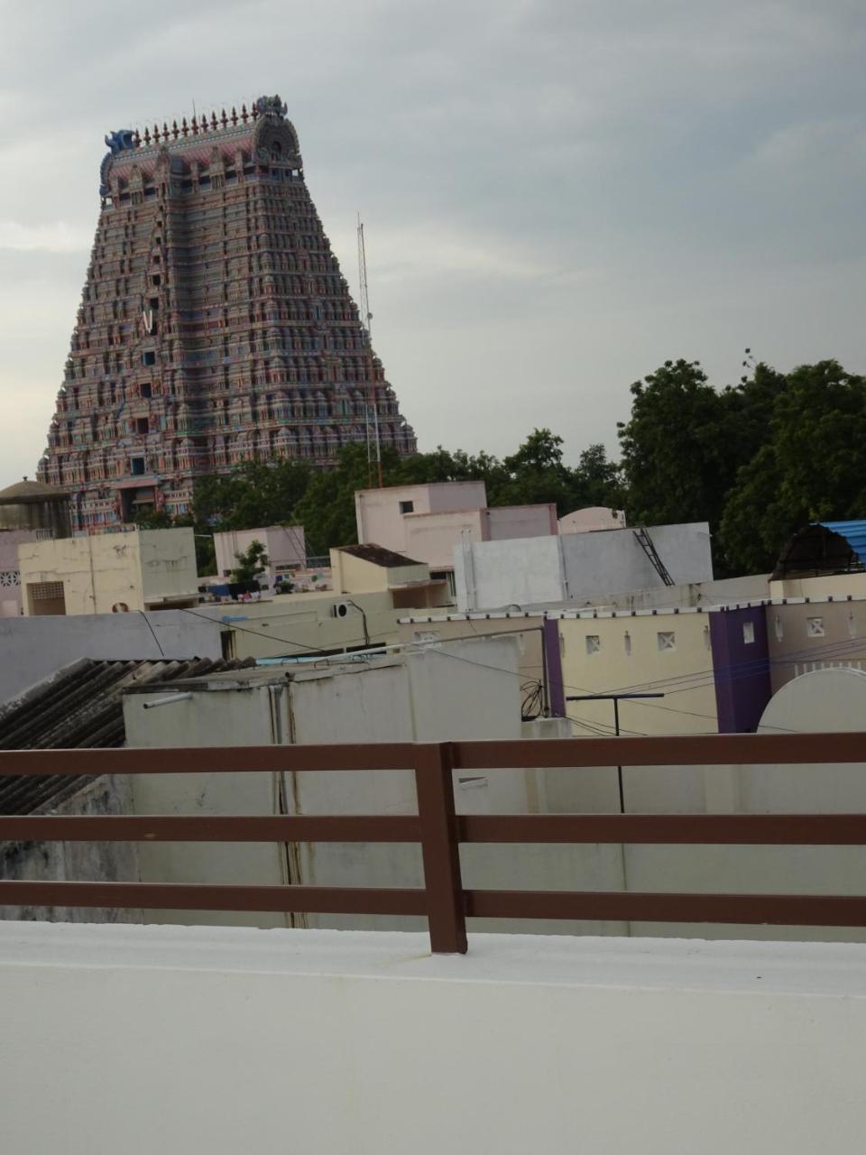 Haritham Lejlighed Tiruchirappalli Eksteriør billede